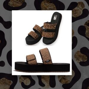 VANS Suede Leopard Cayucas Mega Platform Slides